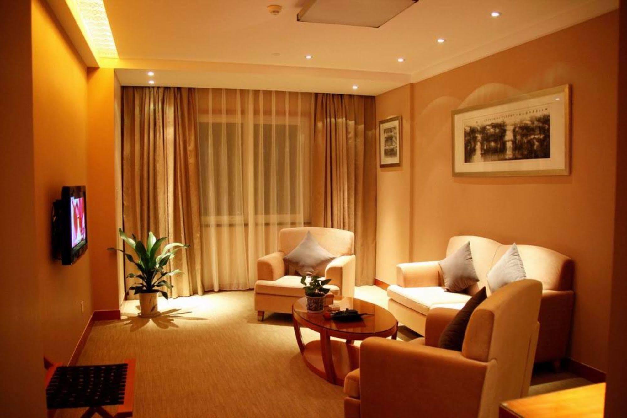 ออเรียนทัล โฮเทล ตงเซียง Hotel เจียซิง ภายนอก รูปภาพ